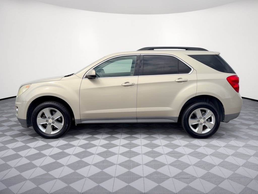 Used 2012 Chevrolet Equinox LT FWD image 2