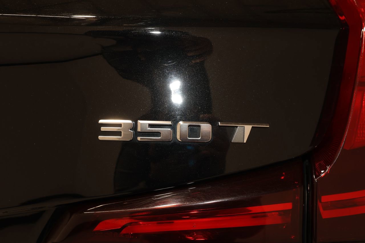 Certified 2025 Cadillac XT4 Premium Luxury image 35