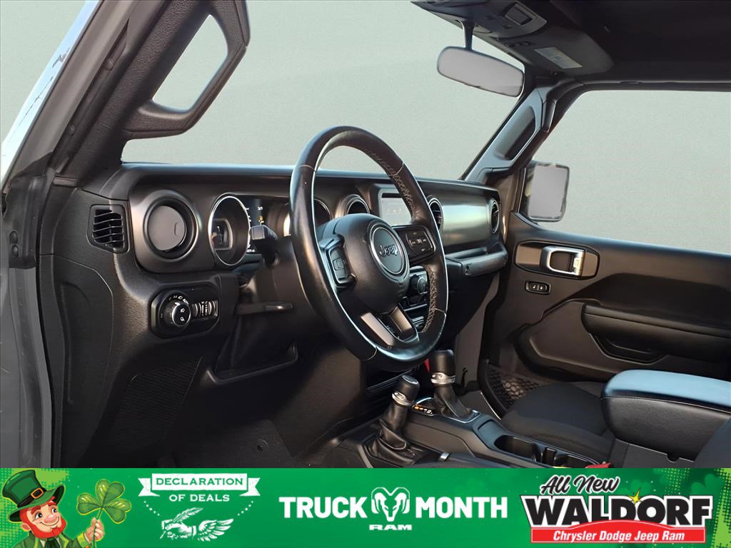 Used 2022 Jeep Gladiator Willys image 8