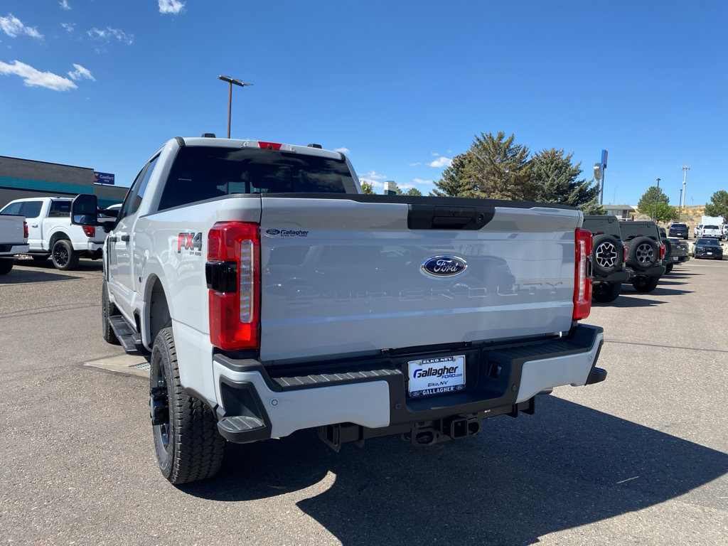 New 2026 Ford F350 4x4 Crew Cab Super Duty image 23
