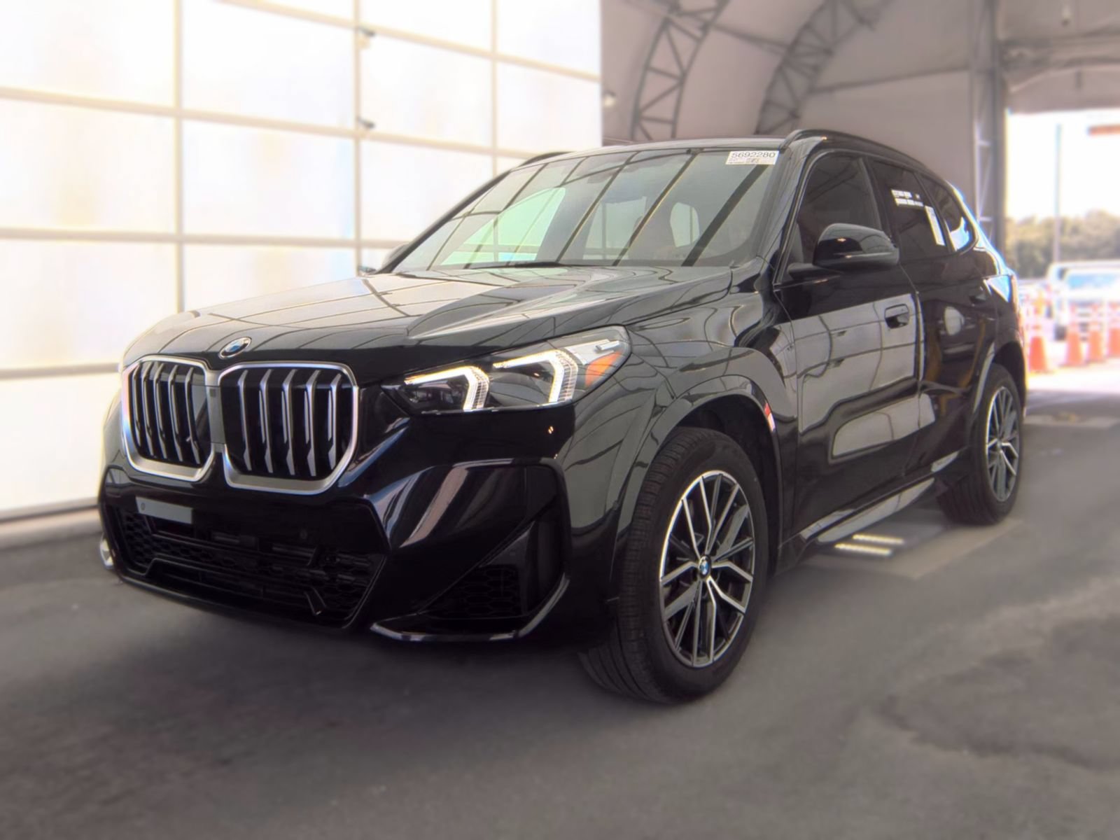 Used 2026 BMW X1 xDrive28i AWD/4WD image 1