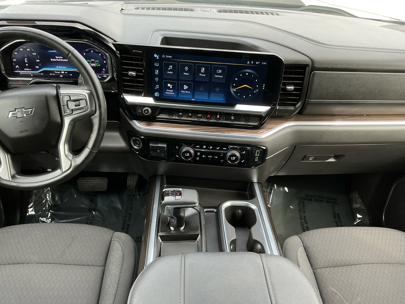 Used 2024 Chevrolet Silverado 1500 LT Trail Boss w/ Protection Package AWD/4WD image 10
