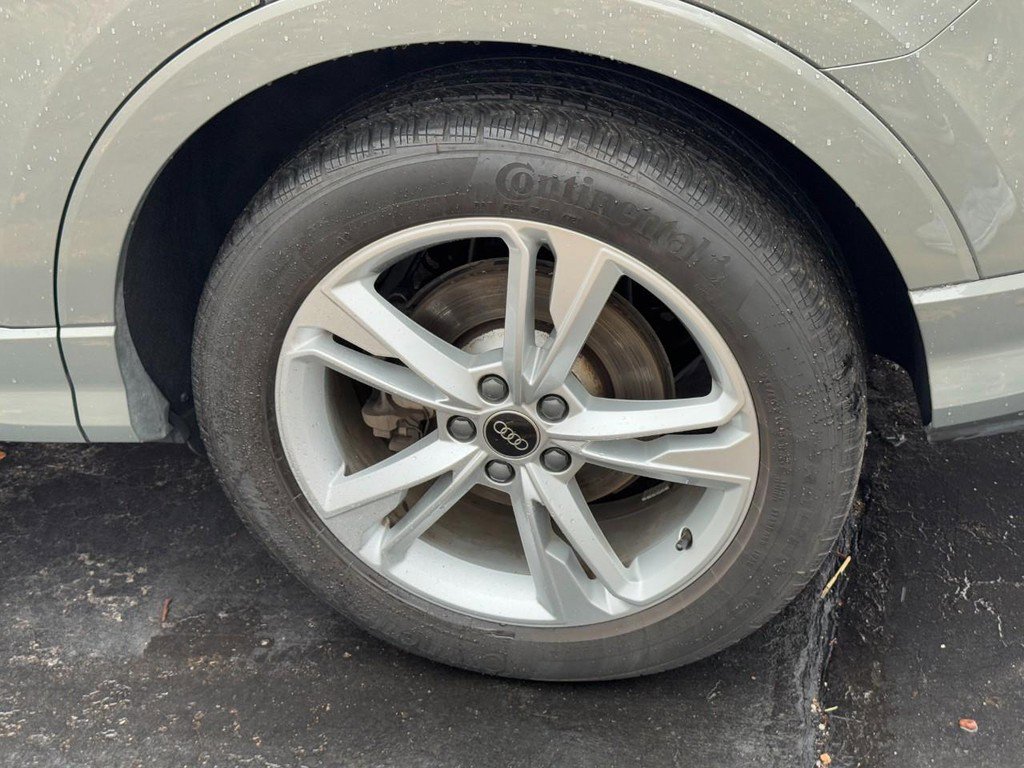 Used 2022 Audi Q3 2.0T Premium Plus image 5