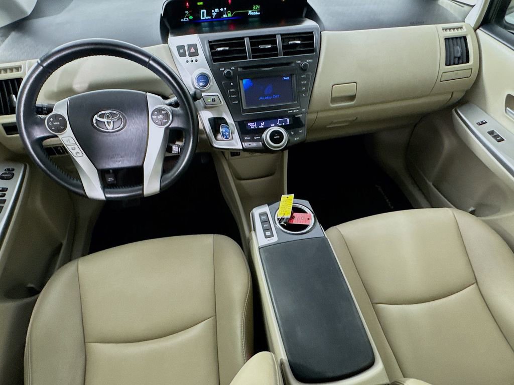 Used 2014 Toyota Prius V Five image 25