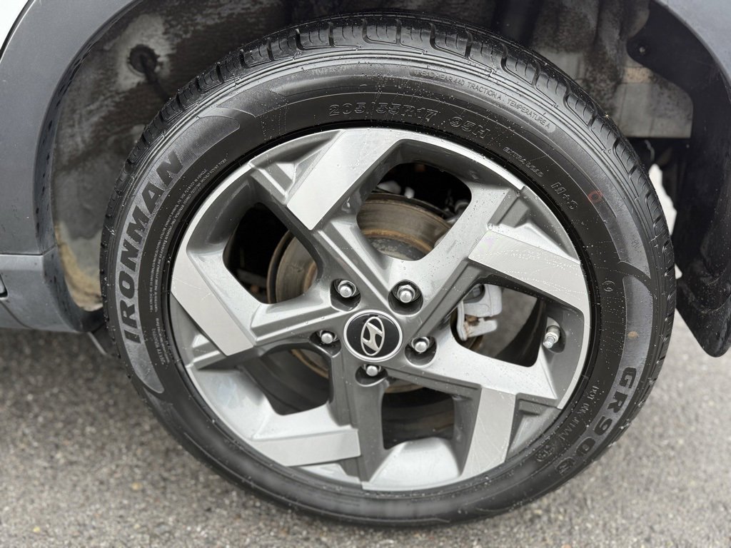 Certified 2022 Hyundai Venue SEL image 28