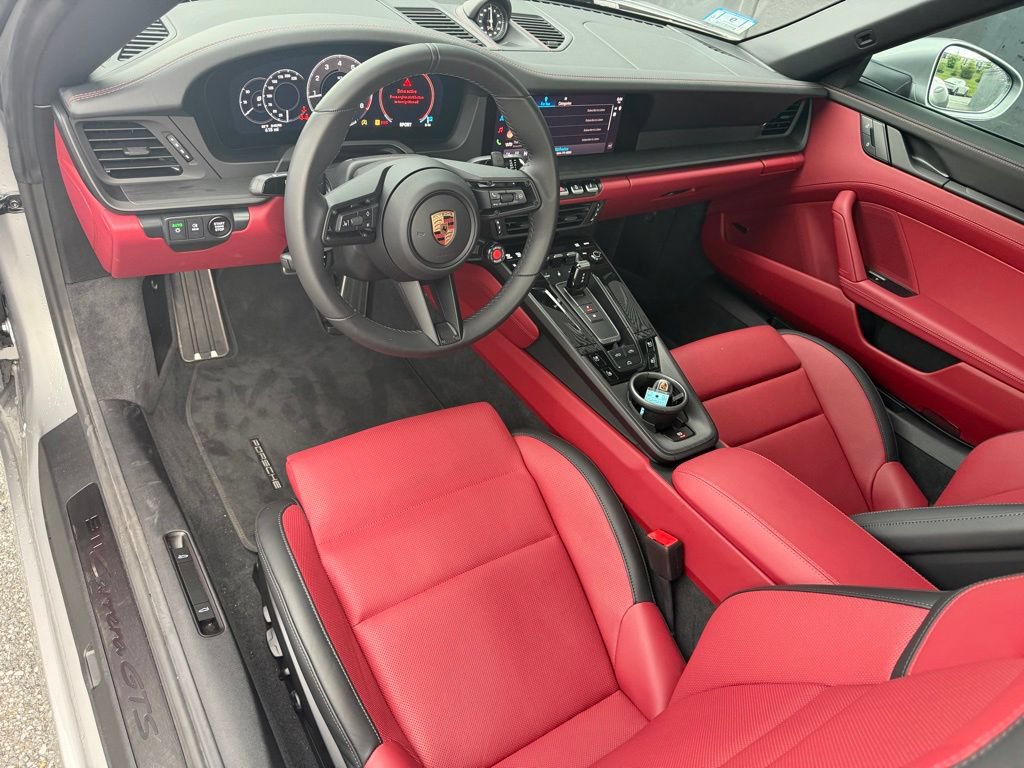 Certified 2026 Porsche 911 Carrera 4 GTS AWD/4WD image 17
