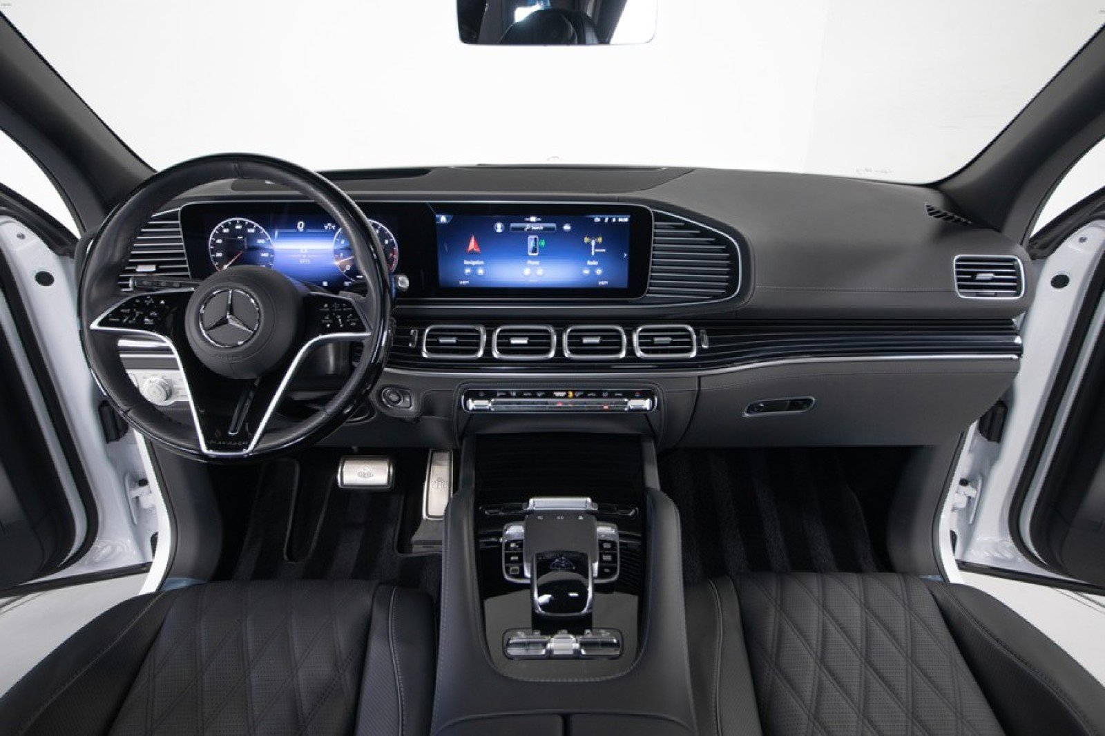 Used 2026 Mercedes-Benz Maybach GLS 600 image 26