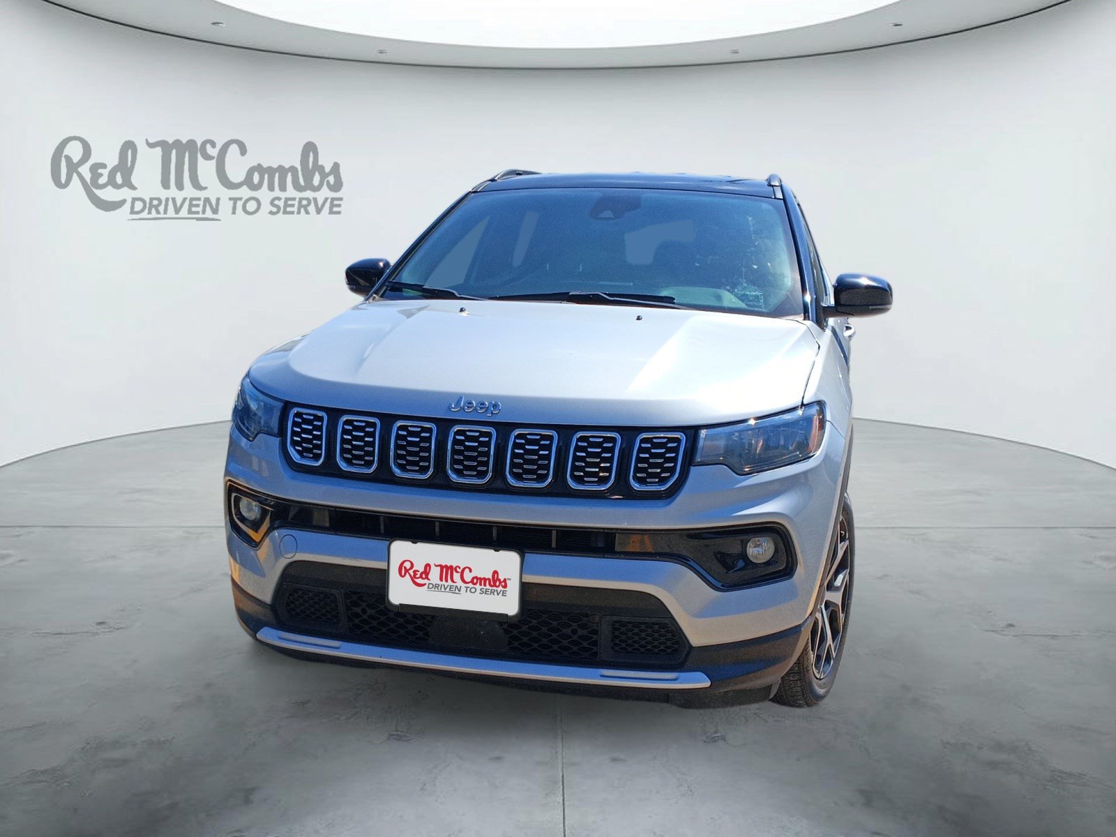 Used 2025 Jeep Compass Limited AWD/4WD image 2