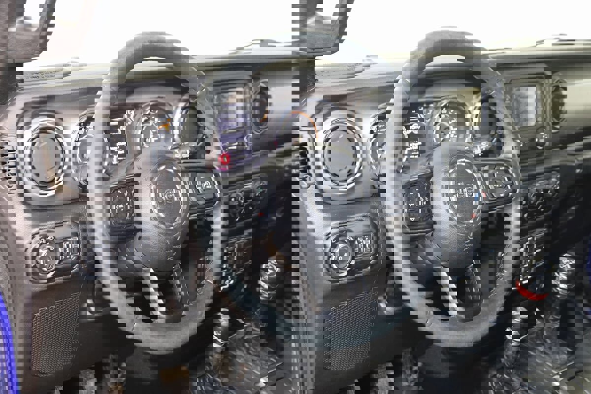 Used 2018 Jeep Wrangler Unlimited Sport S image 6