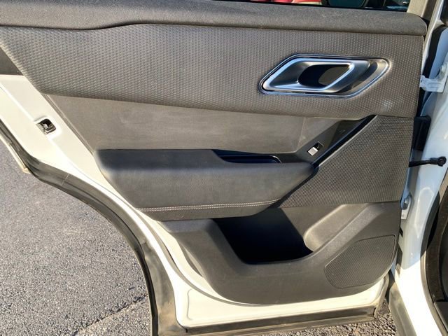 Used 2020 Land Rover Range Rover Velar S image 14