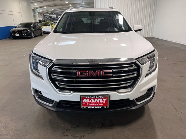 Used 2024 GMC Terrain SLT image 8