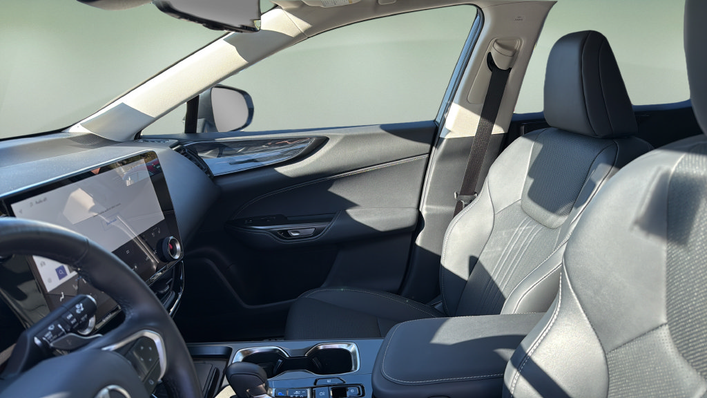 Certified 2026 Lexus NX 350h AWD w/ Accessory Package (K3) image 14