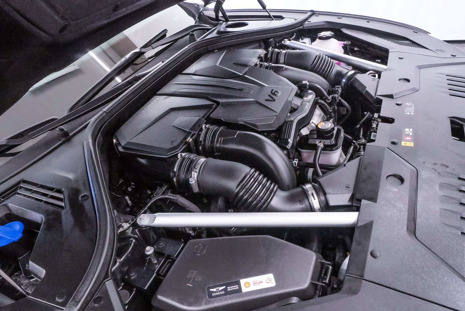 Certified 2025 Genesis GV70 3.5T Sport w/ Sport Advanced Package image 24