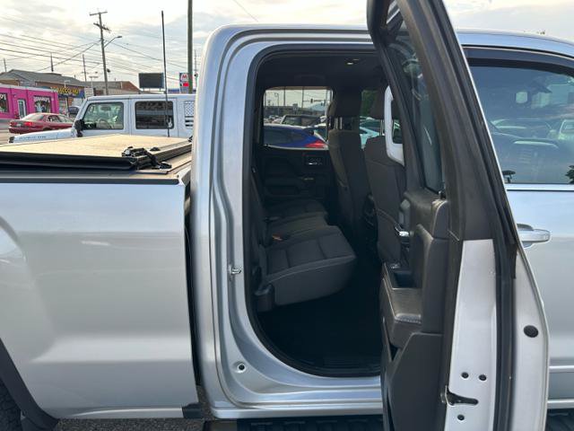 Used 2018 GMC Sierra 1500 SLE w/ SLE Value Package AWD/4WD image 18