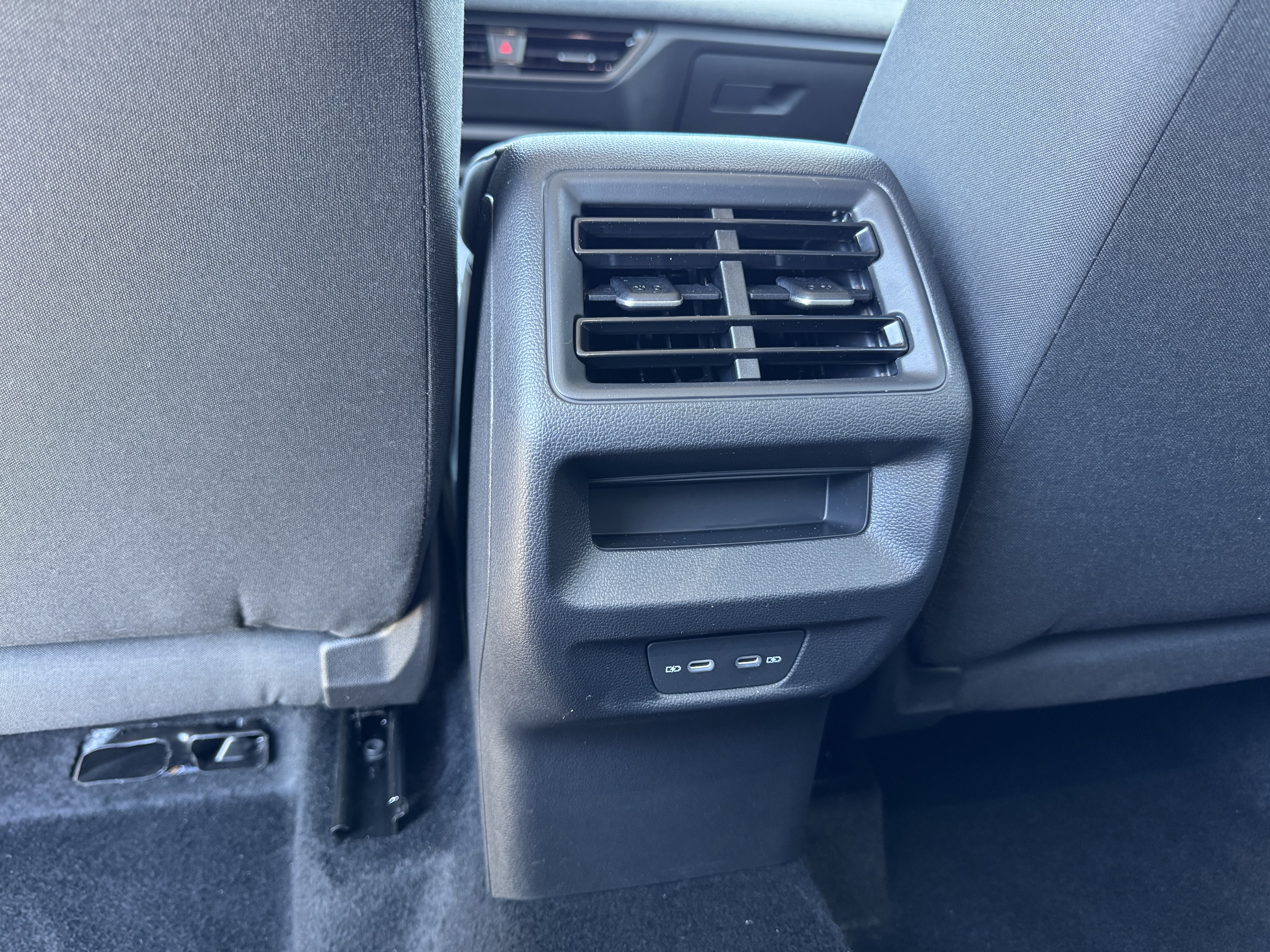 Used 2026 Volkswagen Tiguan S FWD image 32