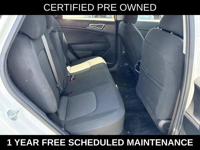 Used 2025 Kia Sportage LX FWD image 11