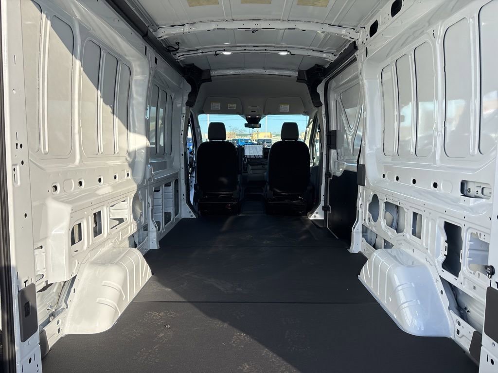 New 2026 Ford Transit 250 148 Medium Roof image 26