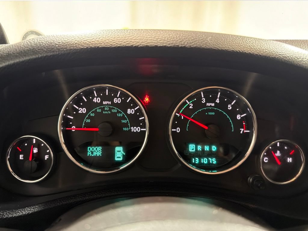 Used 2012 Jeep Wrangler Unlimited Sahara AWD/4WD image 26
