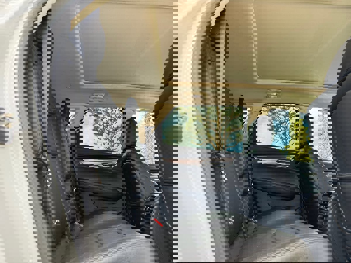 Used 2018 Cadillac XT5 Luxury w/ Driver Awareness Package image 19