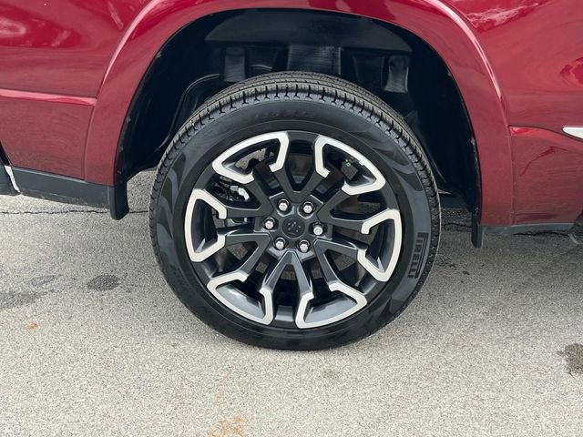 Used 2025 RAM 1500 Limited AWD/4WD image 46