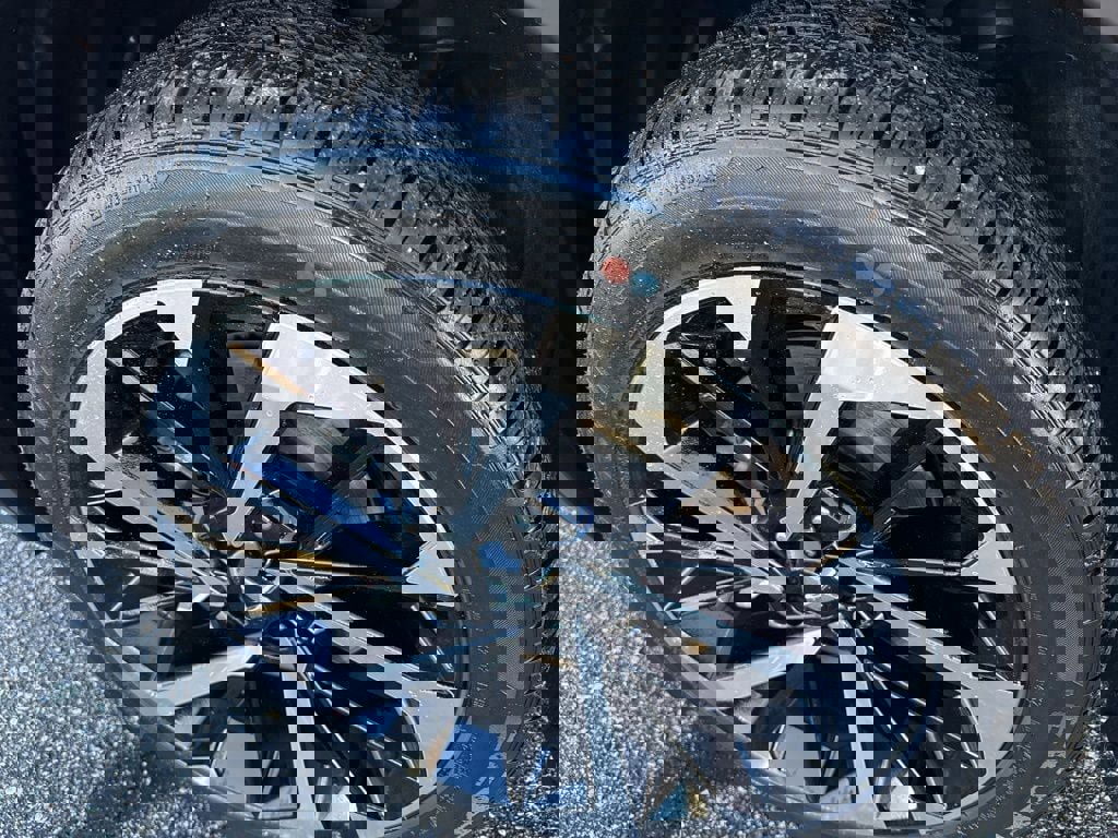 New 2025 Mitsubishi Outlander SE image 9