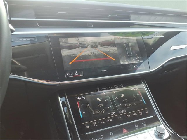 Used 2022 Audi A8 L 3.0T image 18
