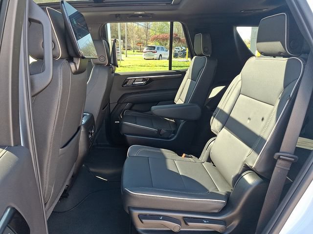 Used 2026 Chevrolet Tahoe Premier AWD/4WD image 15