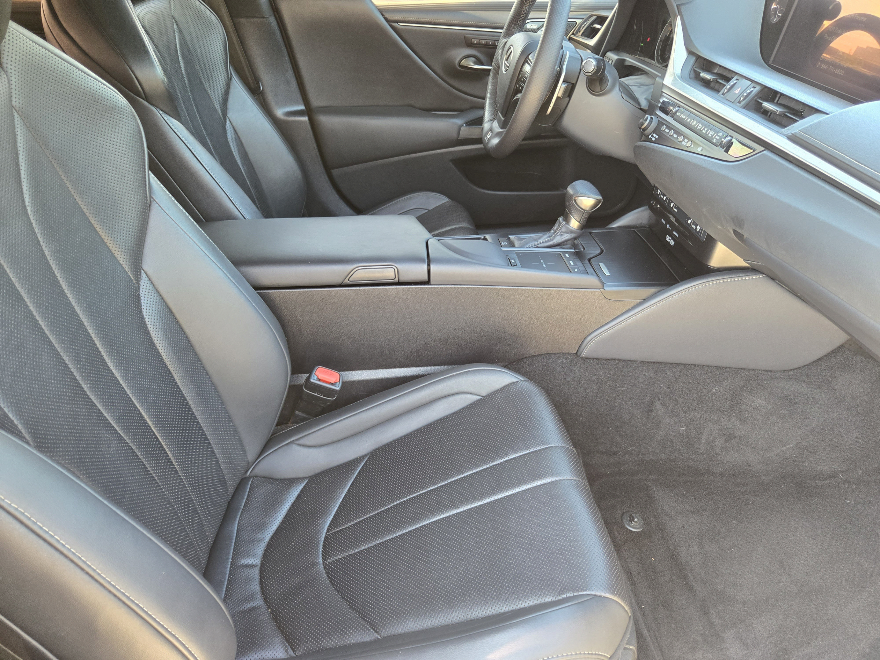 Used 2020 Lexus ES 350 F Sport w/ Accessory Package 2 FWD image 10