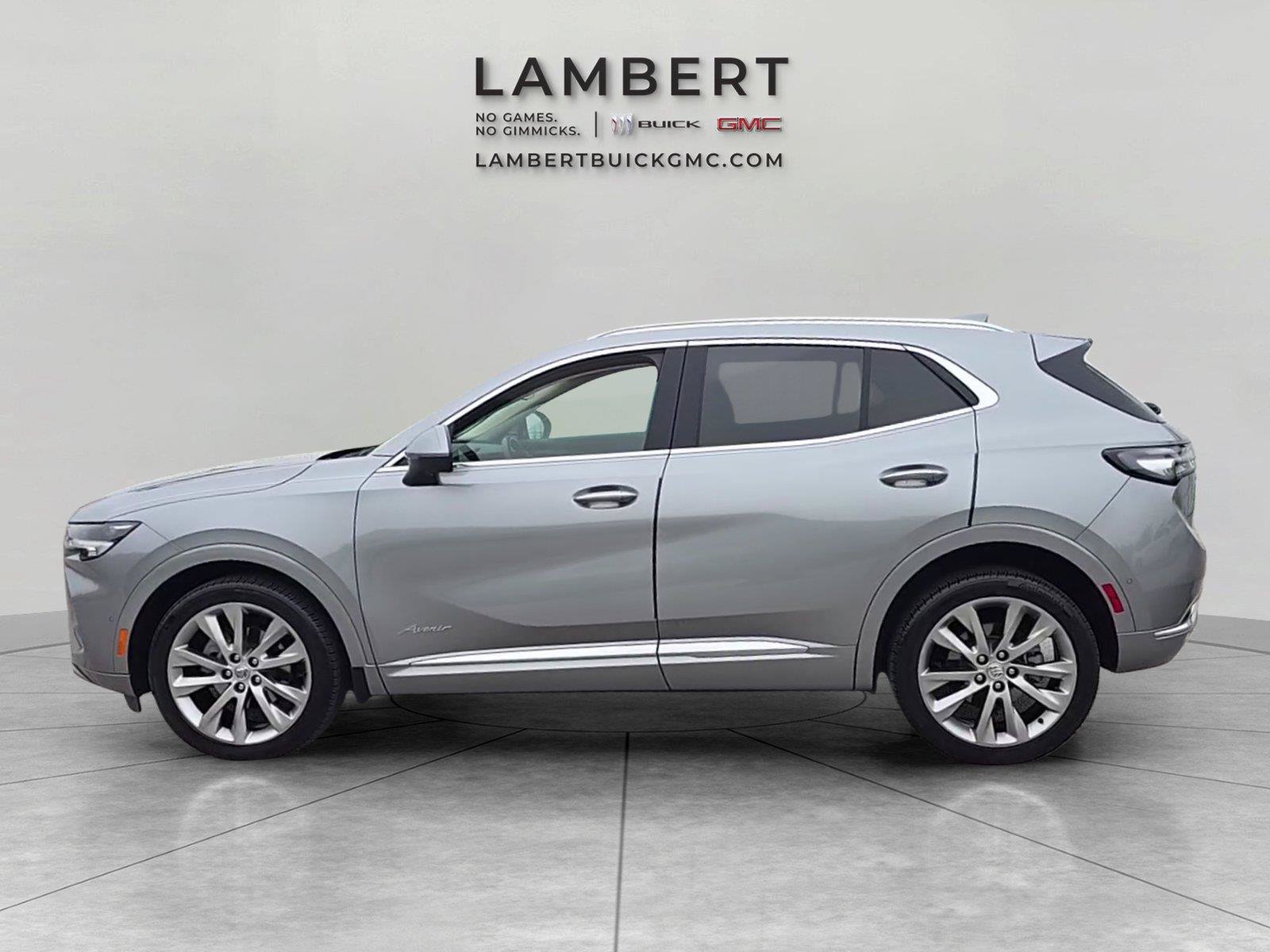 Used 2023 Buick Envision Avenir FWD image 2