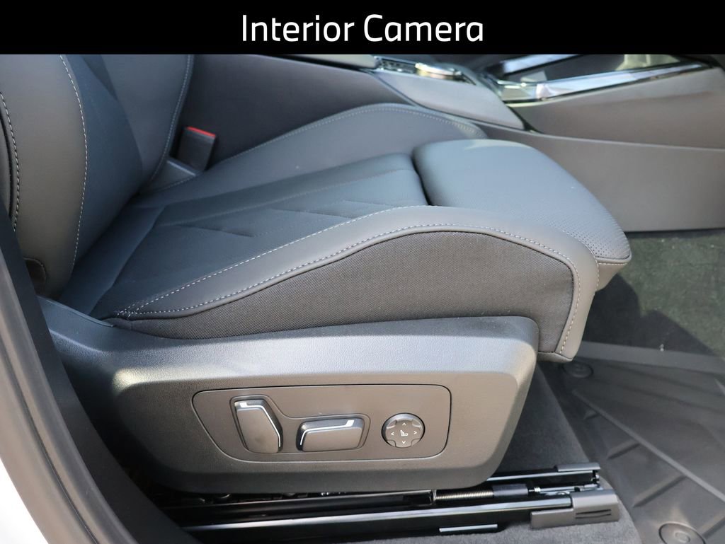 New 2025 BMW X3 xDrive30i w/ Premium Package image 14
