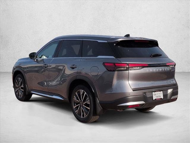 Used 2026 INFINITI QX60 Luxe w/ Family Package FWD image 9