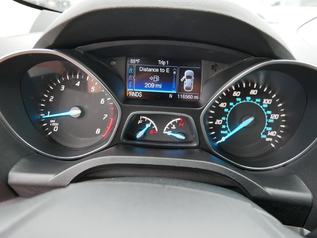 Used 2016 Ford Escape SE w/ SE Leather Comfort Package FWD image 20