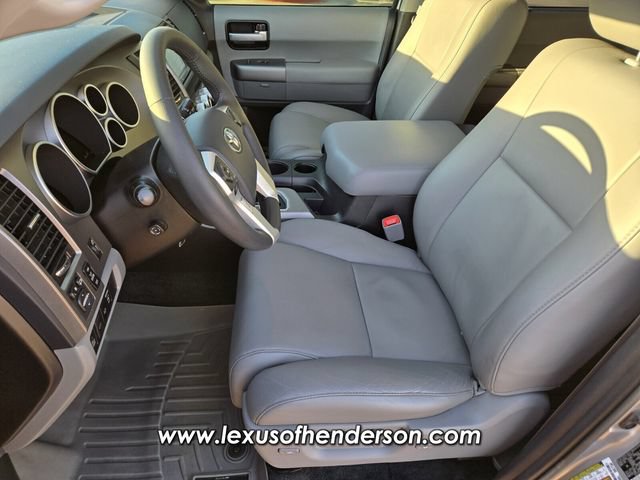 Used 2017 Toyota Sequoia Limited w/ Safety & Convenience Package AWD/4WD image 10