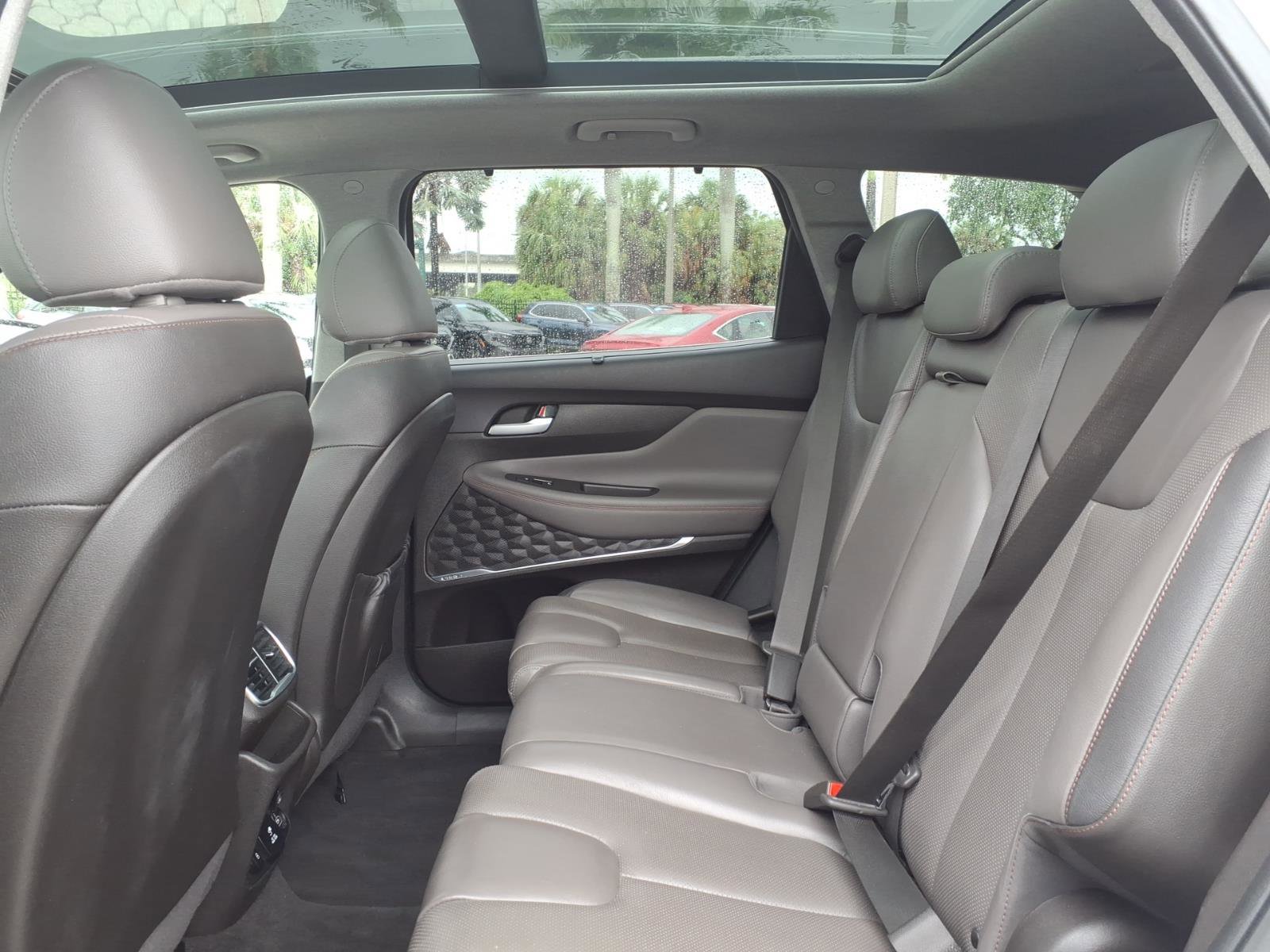 Used 2019 Hyundai Santa Fe FWD image 11