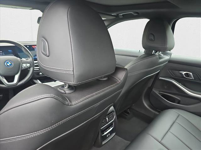Used 2024 BMW 330e w/ Convenience Package image 15