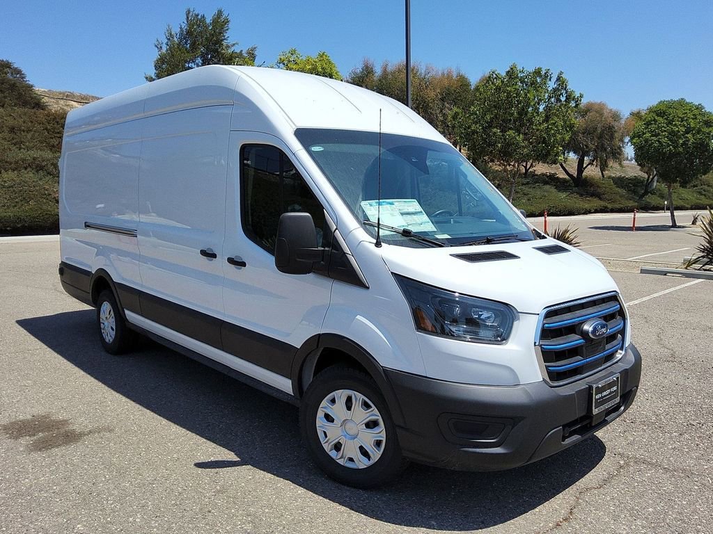 New 2025 Ford E-Transit 148 High Roof Extended w/ Load Area Protection Package