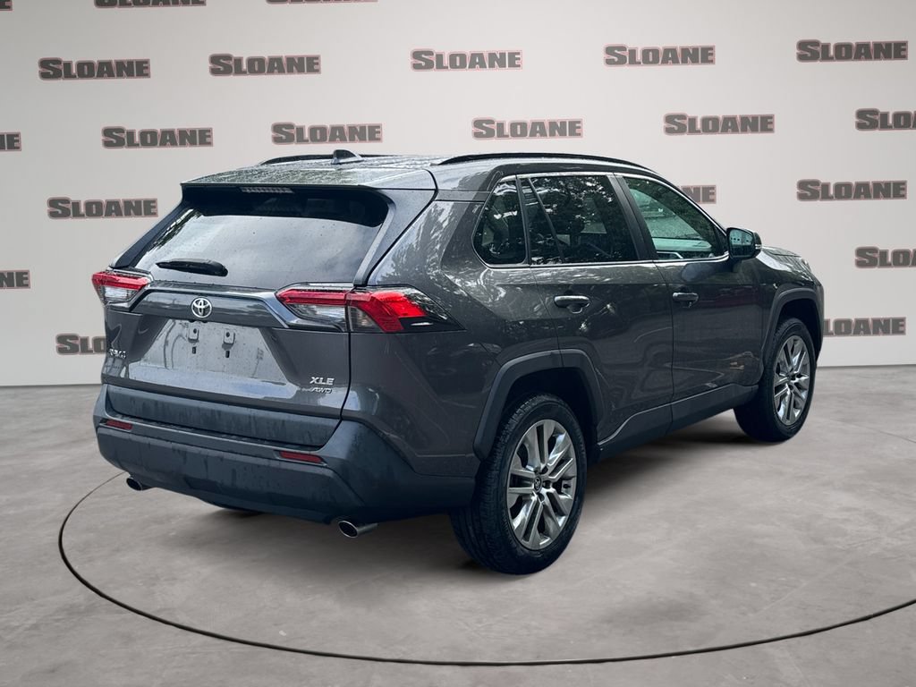 Used 2024 Toyota RAV4 XLE Premium AWD/4WD image 5