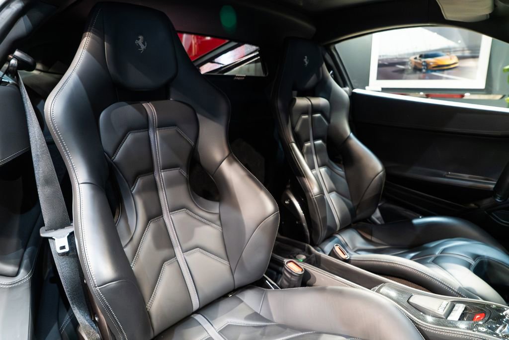 Certified 2014 Ferrari 458 Italia Coupe RWD image 40