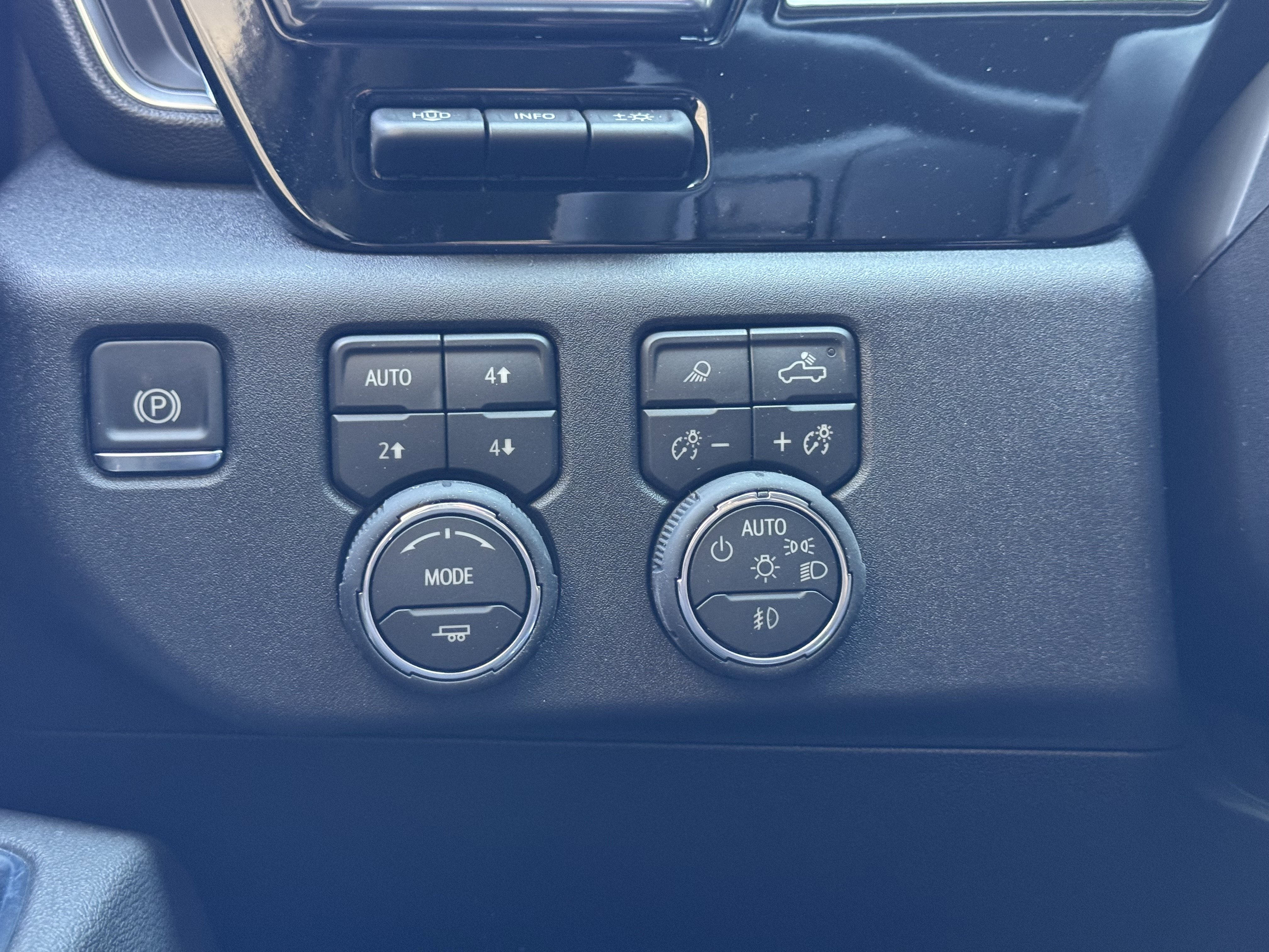 New 2026 Chevrolet Silverado 3500 LTZ w/ LTZ Plus Package AWD/4WD image 26