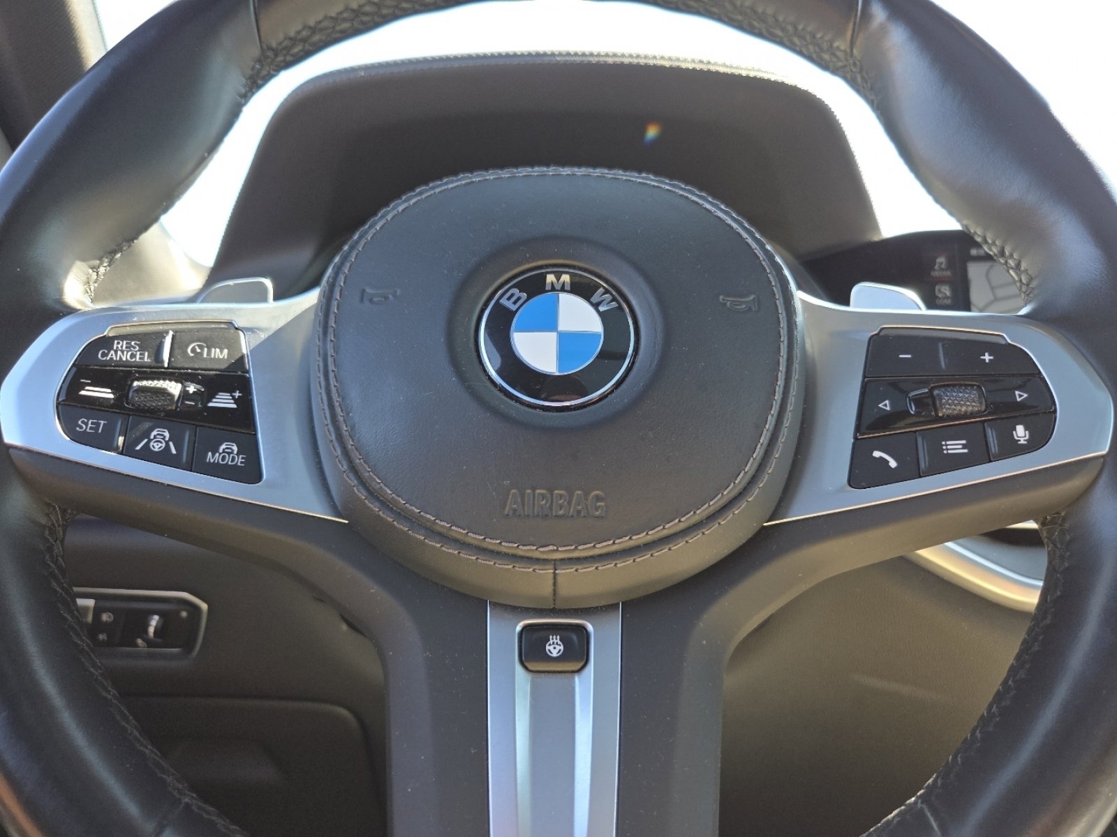 Used 2023 BMW X5 xDrive40i w/ M Sport Package image 29