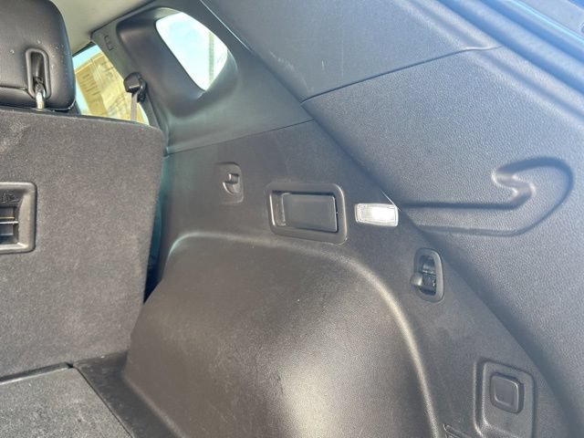 Used 2019 Chevrolet Blazer LT FWD image 13