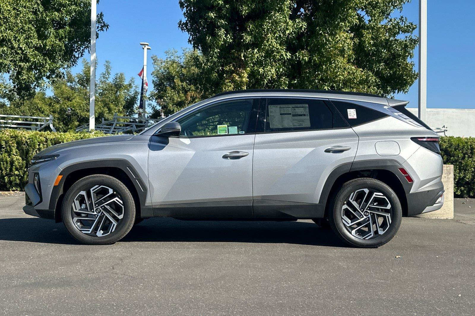 New 2026 Hyundai Tucson Limited AWD/4WD image 6