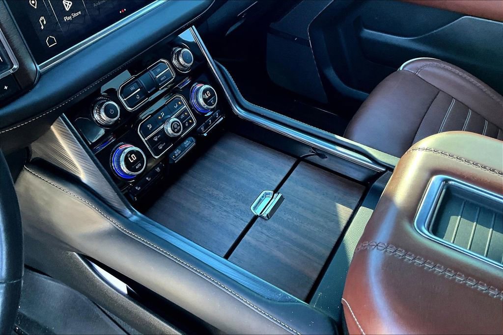 Used 2023 GMC Yukon Denali Ultimate image 14