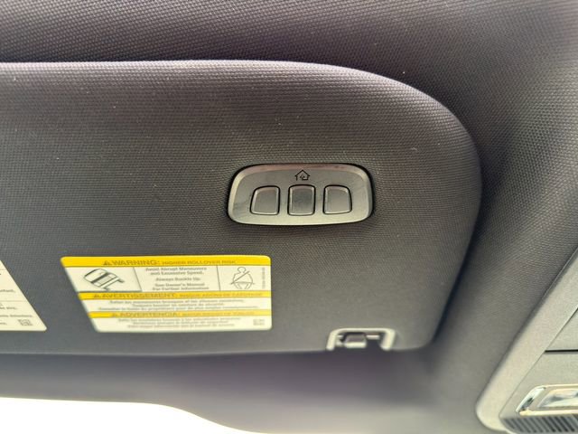 Used 2023 Ford F150 Lightning Platinum image 40