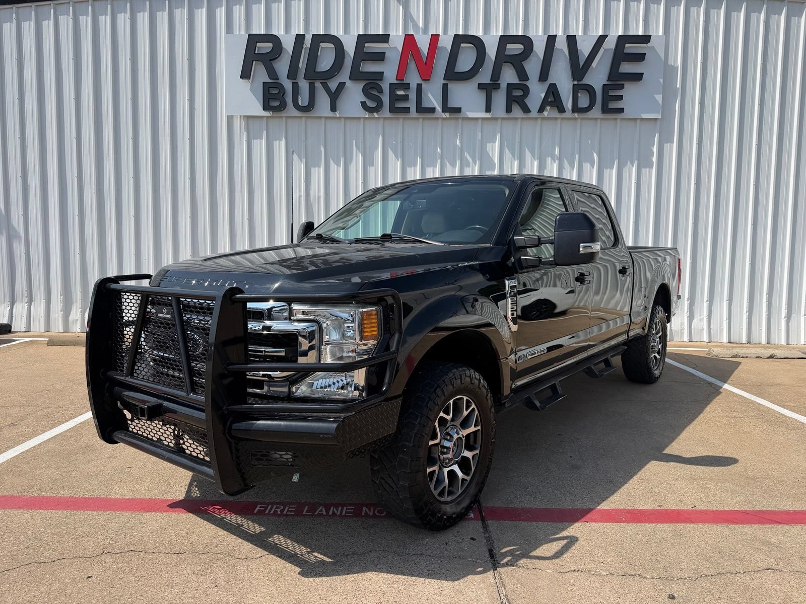 Used 2021 Ford F250 Lariat w/ FX4 Off-Road Package AWD/4WD video 1