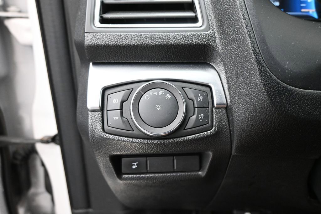 Certified 2019 Ford Explorer Limited FWD image 14