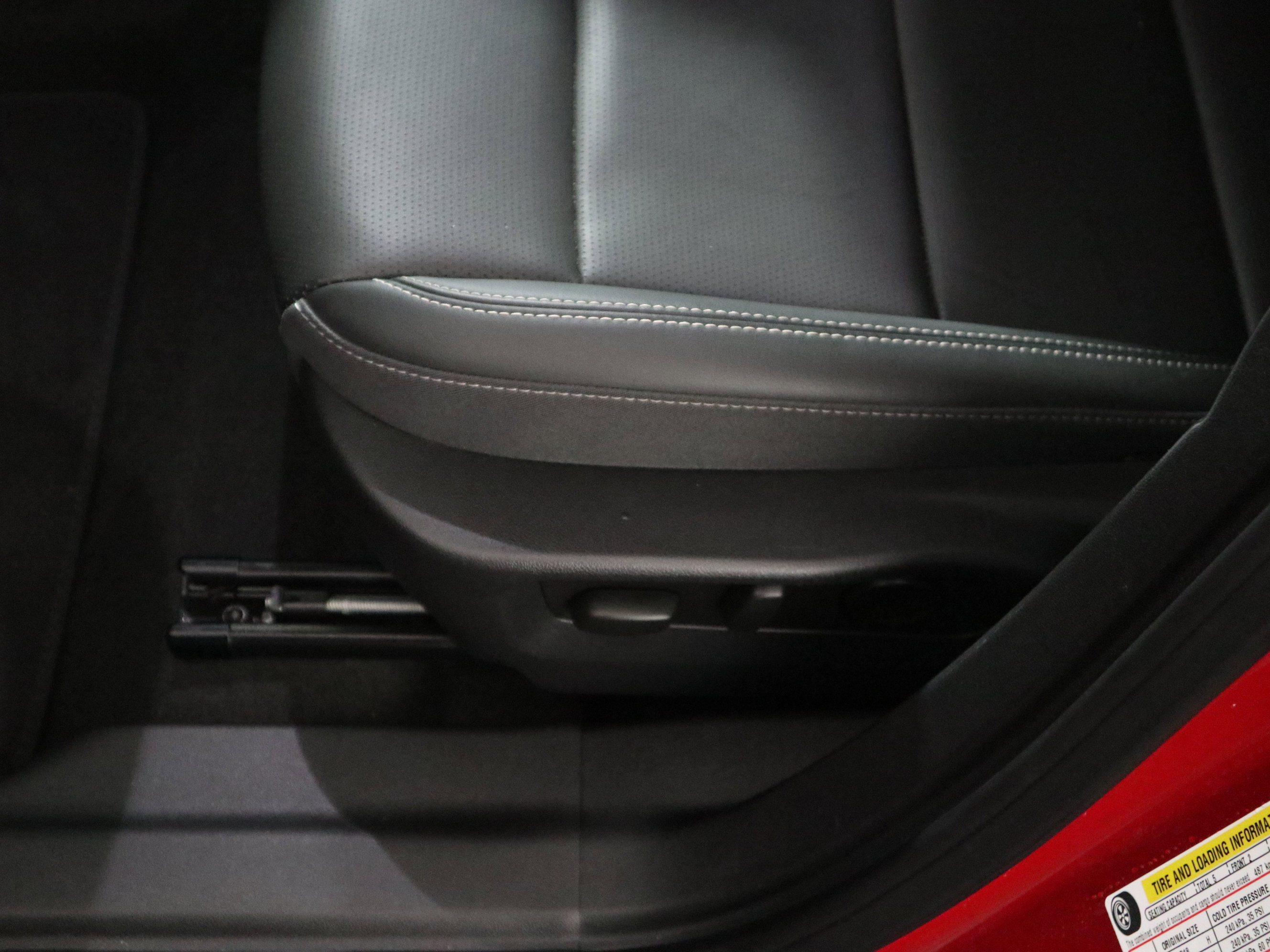 Used 2025 Buick Envision Preferred image 22