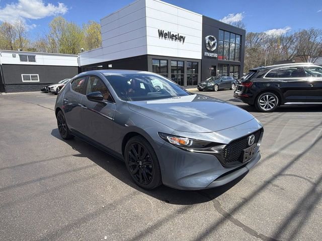 Used 2023 MAZDA MAZDA3 s FWD image 2