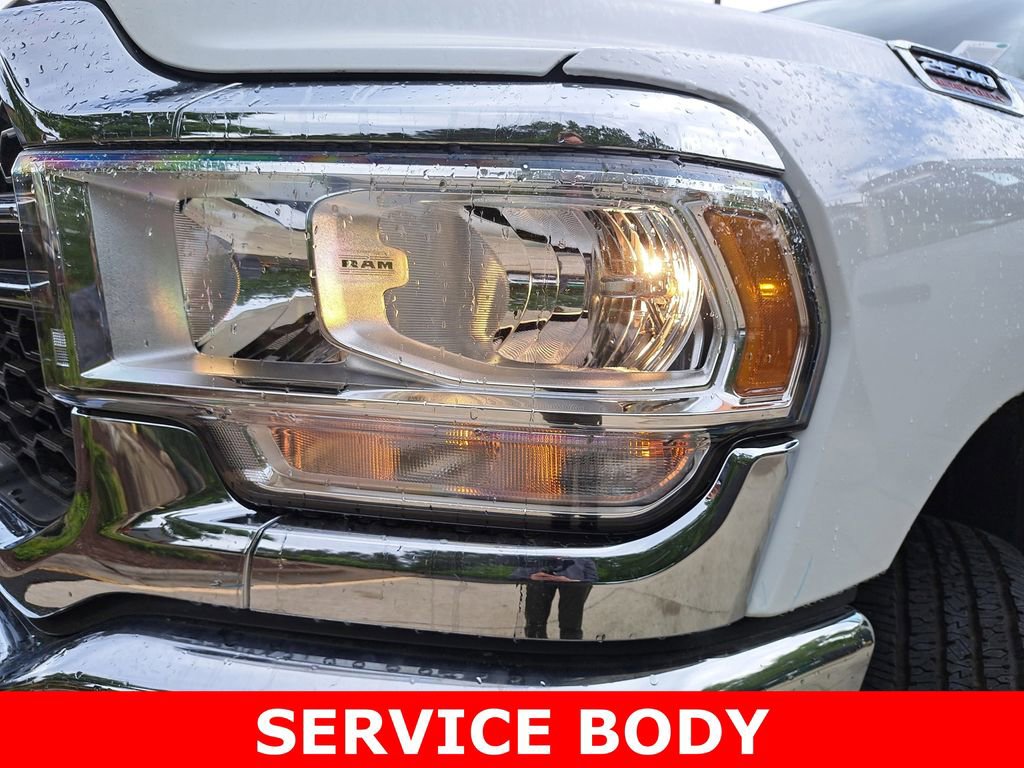 Used 2024 RAM 2500 Tradesman w/ Chrome Appearance Group image 30