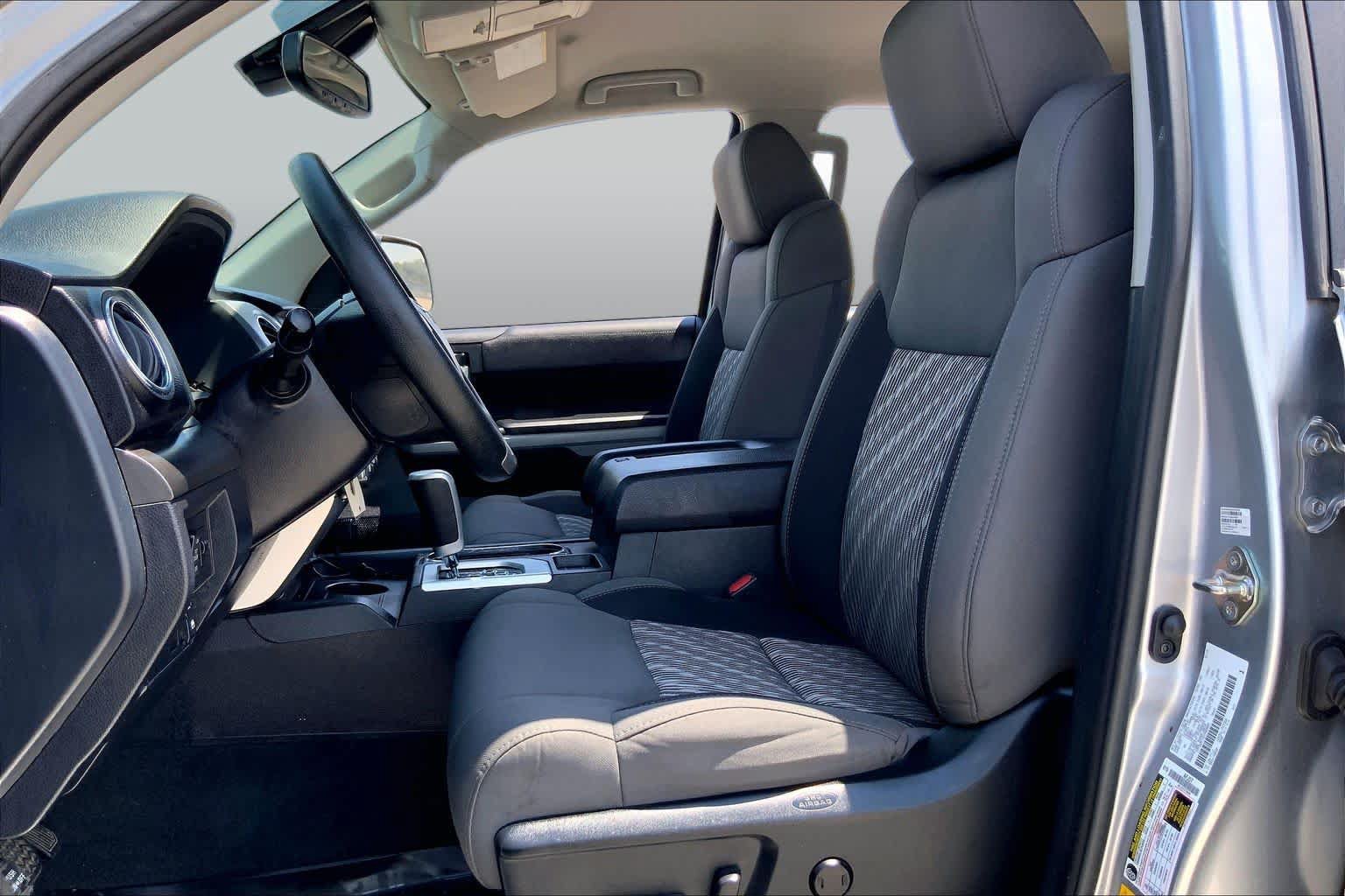 Used 2019 Toyota Tundra SR5 w/ SR5 Upgrade Package AWD/4WD image 8
